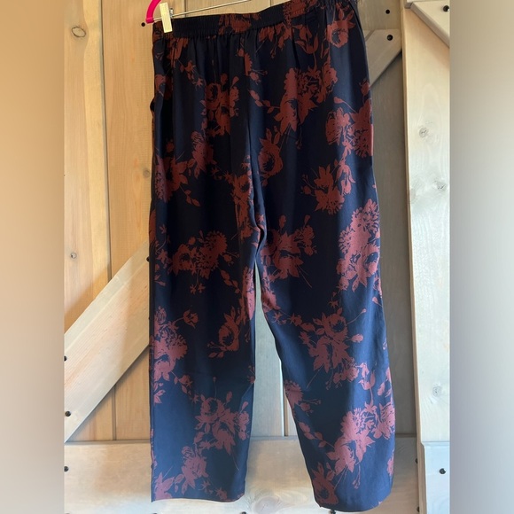 NWT Skies are Blue Floral Ankle Pant - Picture 4 of 6